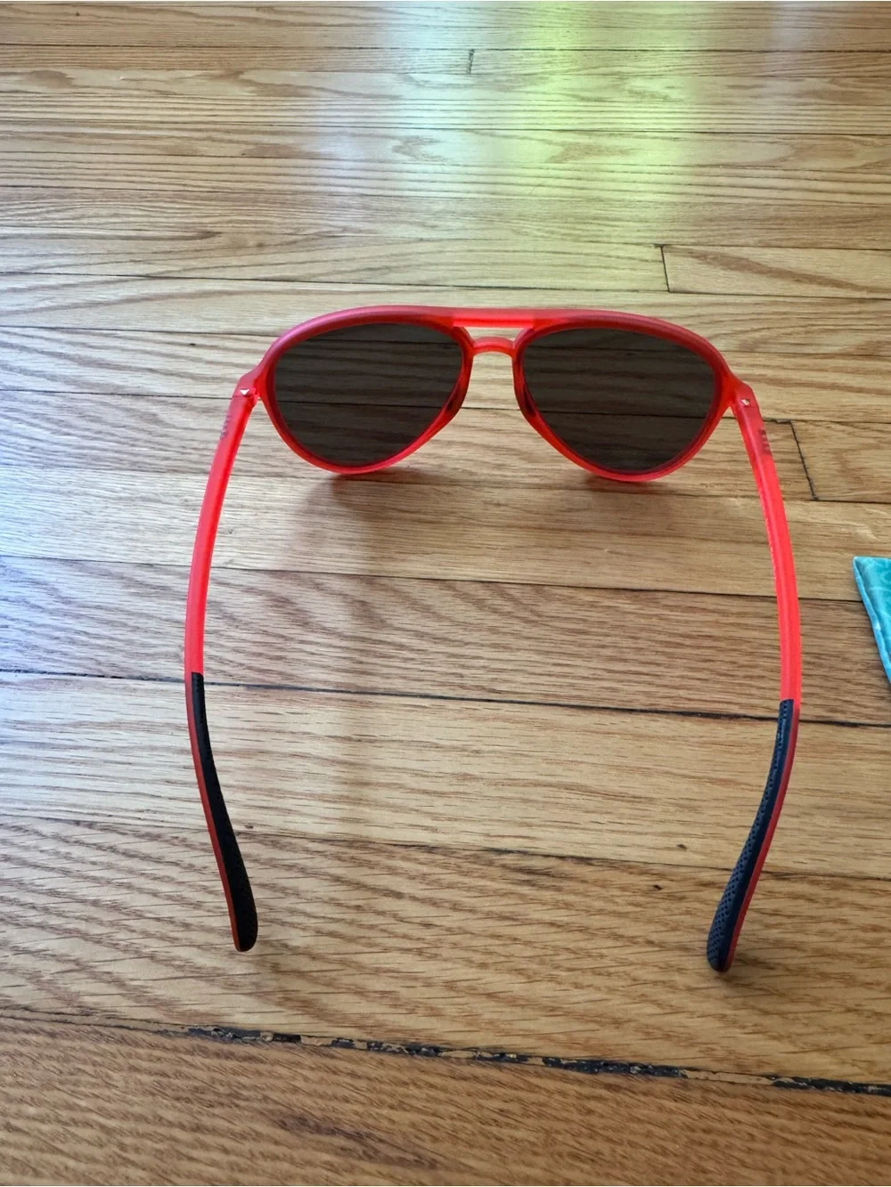 Red Aviator Sunglasses with Pink-Tinted Lenses